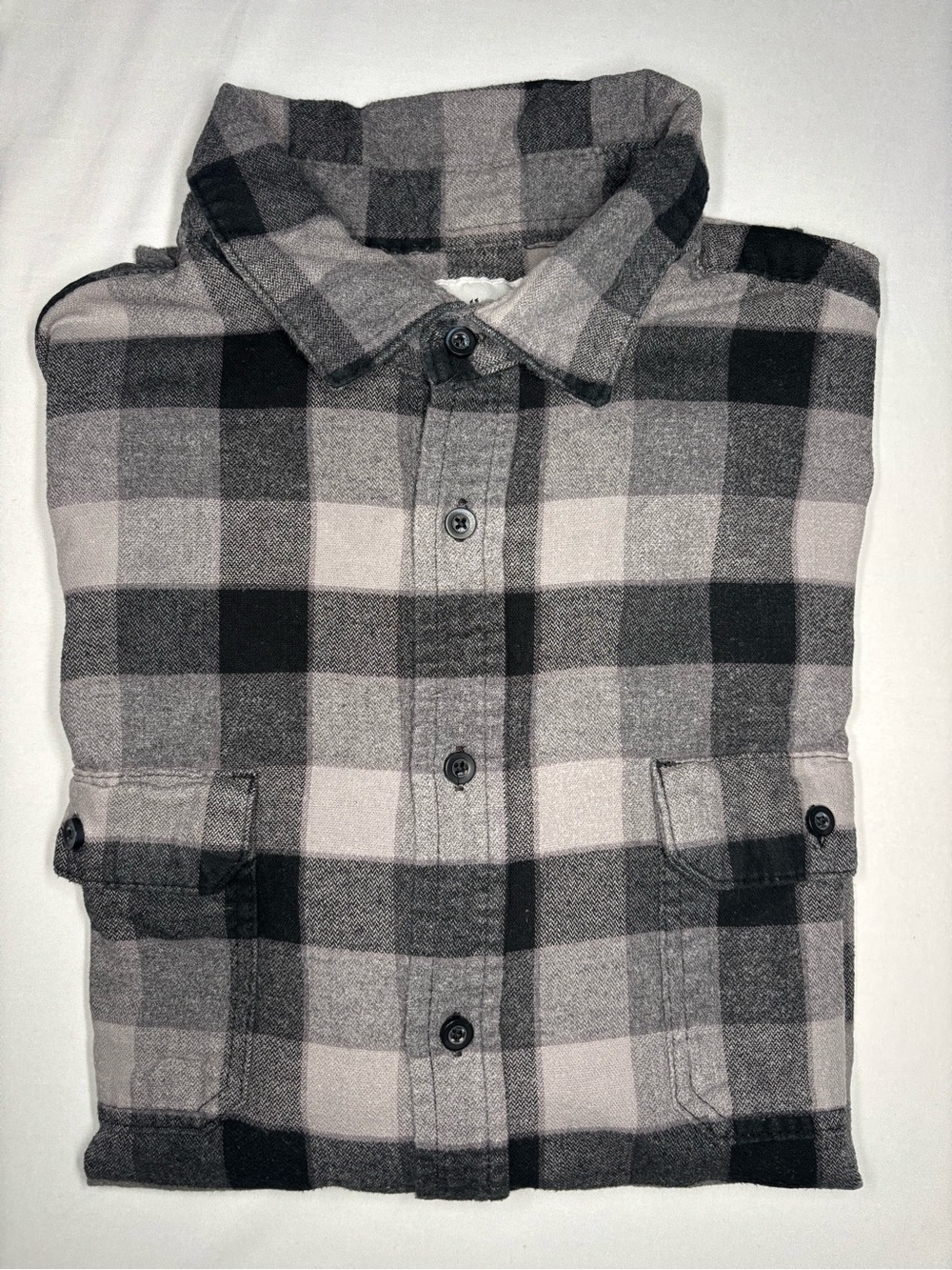 Goodfellow Men's Black & Gray Plaid Button-Up Flannel Shirt